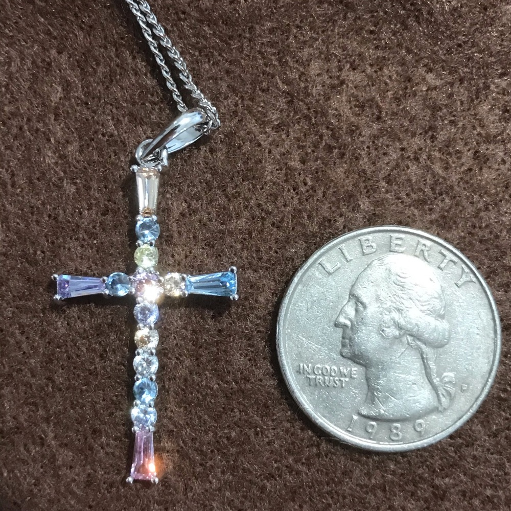 Cross necklace - Picture 3 of 7